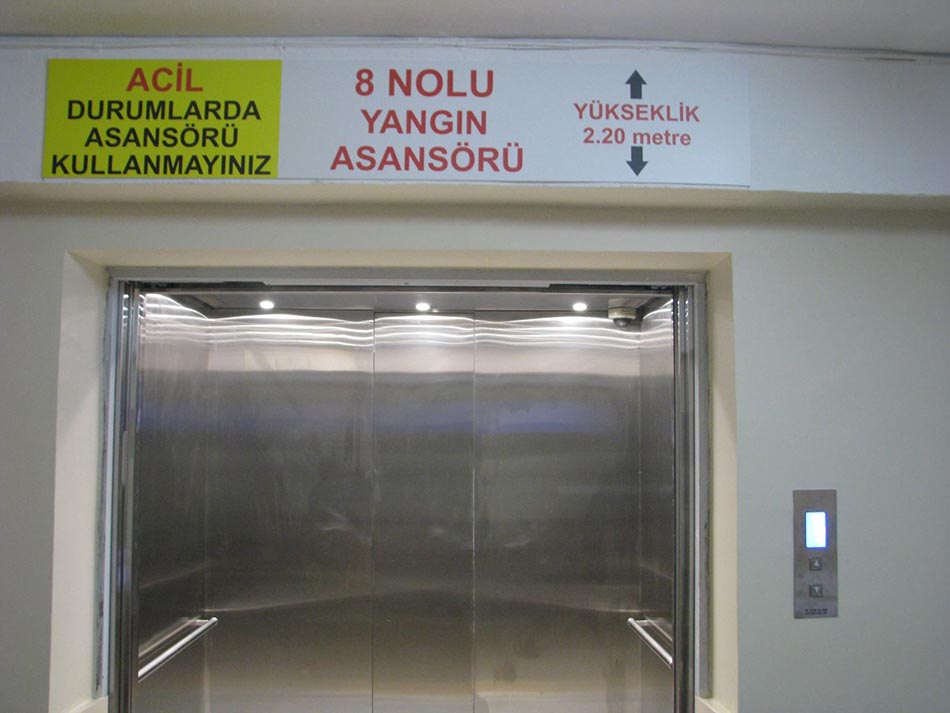 8 Nolu Yük Asansörü Yenilendi